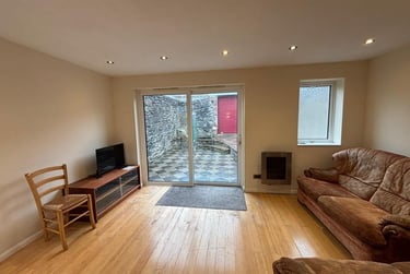 5 bed house, Salcombe Road, Greenbank, Plymouth, PL47NE - Image 1